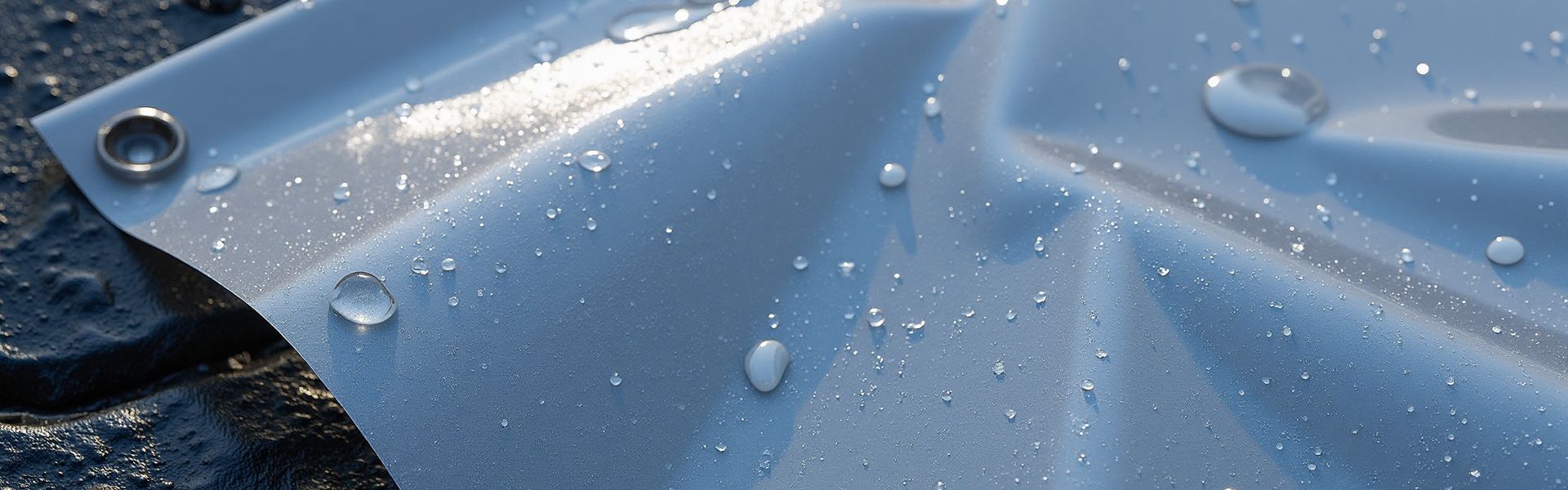 阴雨天续航解决方案